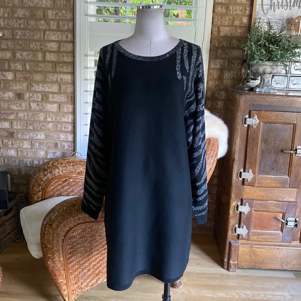 EVANS JUMPER ANIMAL SLEEVE SWEATER BLACK 18 PLUS SIZE NEW